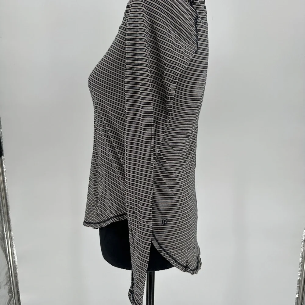 Lululemon Yogini 5 Year Long Sleeve Tee Black Striped Lightweight Pima‎ Cotton 2